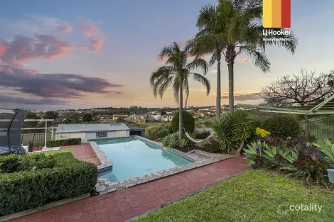 33 Mcgowan Rd, Para Hills, SA 5096