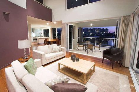 Property photo of 56 Sunbird Chase Parrearra QLD 4575