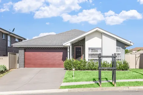 Property photo of 4 Higgins Avenue Elderslie NSW 2570