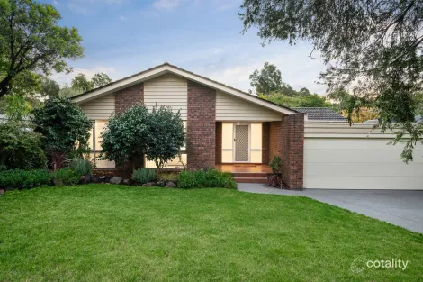 Property photo of 5 McCubbin Terrace Doncaster East VIC 3109
