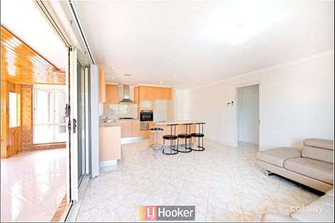Property photo of 8 Akubra Place Dunlop ACT 2615