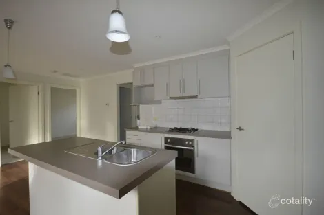 Property photo of 1 Lawn Avenue Traralgon VIC 3844