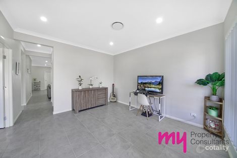 Property photo of 2 Messines Road Edmondson Park NSW 2174