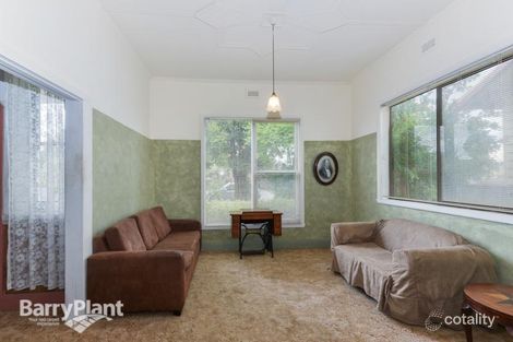 Property photo of 10 Hume Road Springvale South VIC 3172