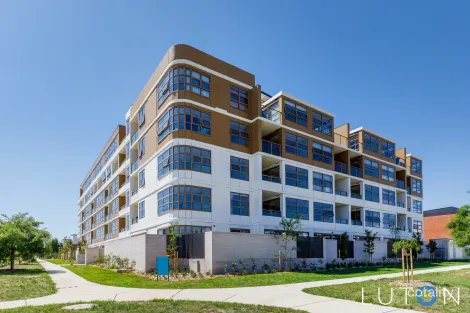 21/43 Arthur Blakeley Way, Coombs, ACT 2611