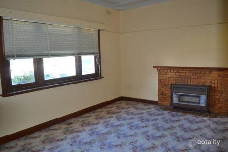 Property photo of 16 Sutherland Street Kilmore VIC 3764
