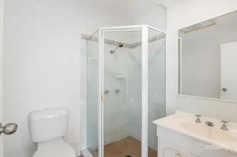 Property photo of 8/40 Wilton Terrace Yeronga QLD 4104