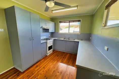 Property photo of 90 Enid Street Townview QLD 4825