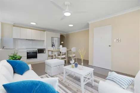 2/6 Garden St, Southport, QLD 4215