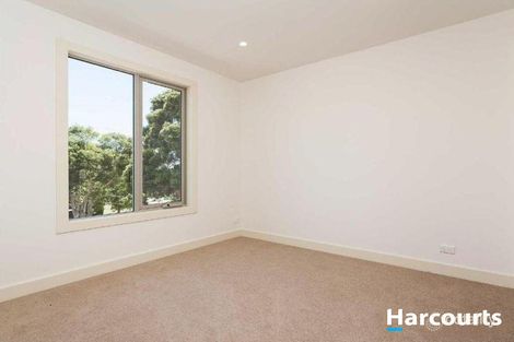 Property photo of 2A Jocelyn Court Doncaster East VIC 3109