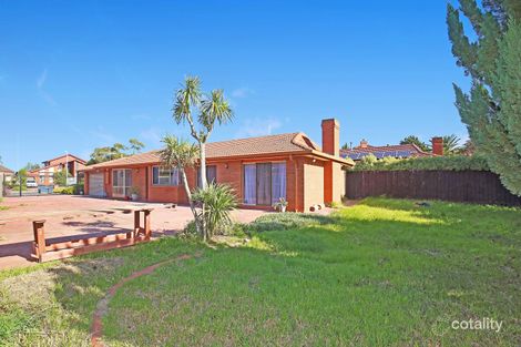 Property photo of 12 Solent Crescent Taylors Lakes VIC 3038