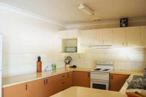 Property photo of 16 Matheson Place Estella NSW 2650