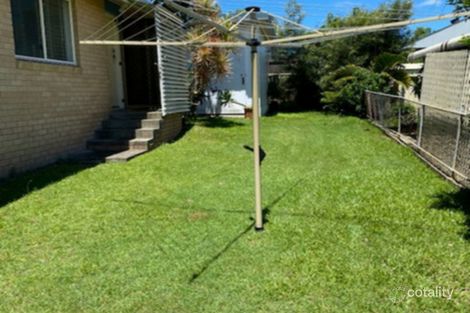 Property photo of 24 Lind Avenue Southport QLD 4215