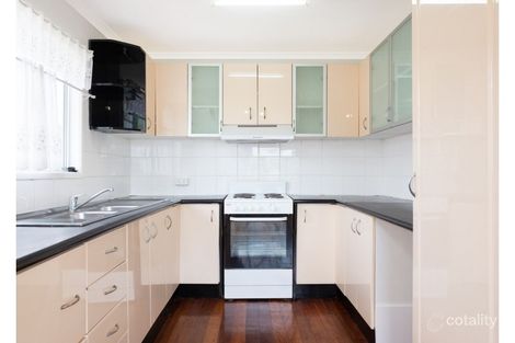 Property photo of 2 Heidi Street Marsden QLD 4132