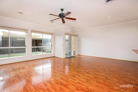 Property photo of 21 Grenville Terrace Roxburgh Park VIC 3064