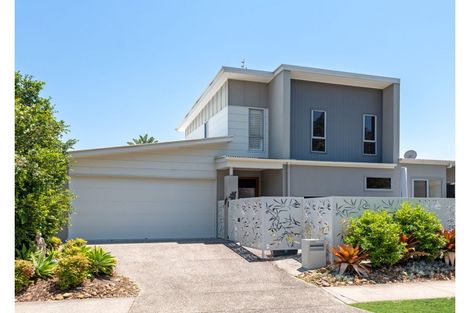 2/41 Bells Esp, Pelican Waters, QLD 4551