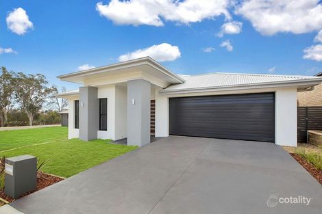 Property photo of 18 Livesy Street Oran Park NSW 2570