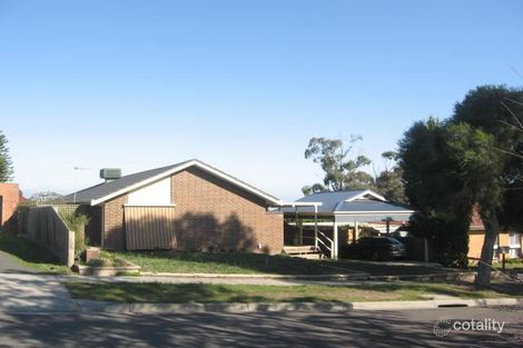 Property photo of 15 Thompson Court Endeavour Hills VIC 3802