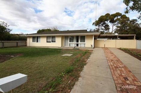 5 Edwards Ave, Pinnaroo, SA 5304