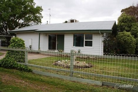 16 Hillary St, Horsham, VIC 3400