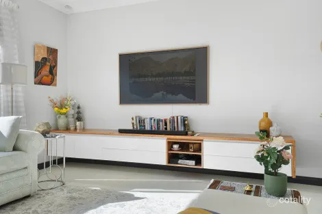 Property photo of 11 Hanbury Loop Success WA 6164