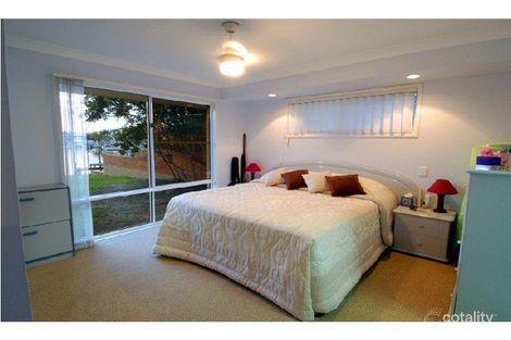 Property photo of 68 Point Cartwright Drive Buddina QLD 4575