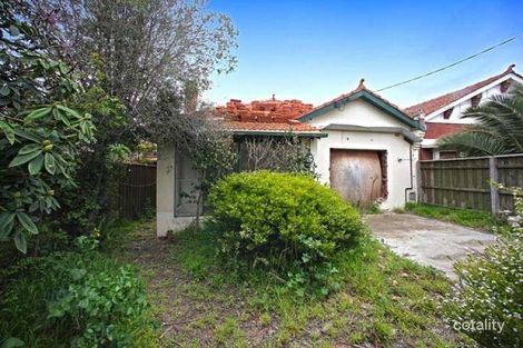 49 Ormond Rd, Elwood, VIC 3184