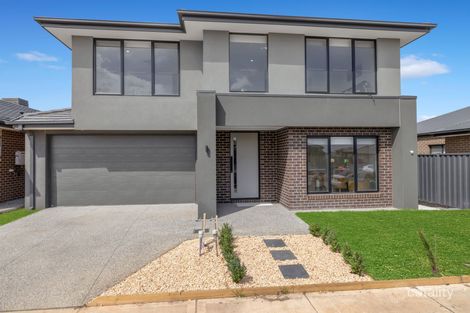 41 Shearjoy Loop, Clyde North, VIC 3978