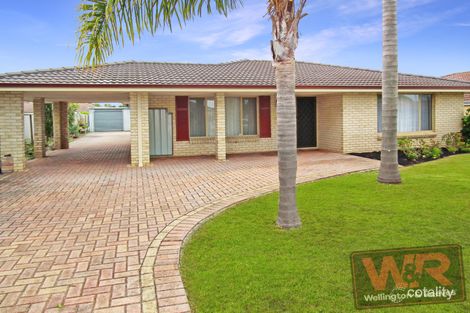 Property photo of 14 Granada Crescent Orana WA 6330