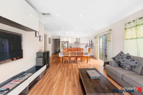 Property photo of 3 Airfield Grove Point Cook VIC 3030