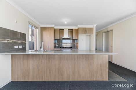 Property photo of 20 Abundance Circuit Clyde VIC 3978