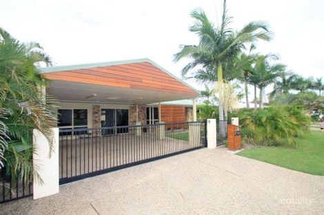 9 Emmadale Dr, New Auckland, QLD 4680