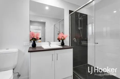 Property photo of 7 Slate Street Yarrabilba QLD 4207