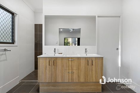 Property photo of 46 Bates Drive Birkdale QLD 4159
