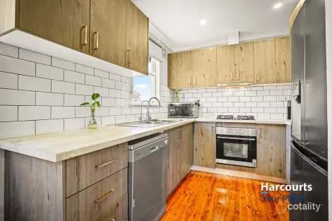 Property photo of 3 Leyte Avenue Lethbridge Park NSW 2770