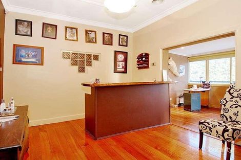 Property photo of 170 Glenroy Road Glenroy VIC 3046