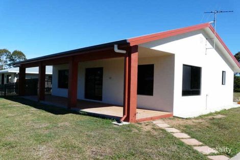 4 Rasmussen Ct, Armstrong Beach, QLD 4737