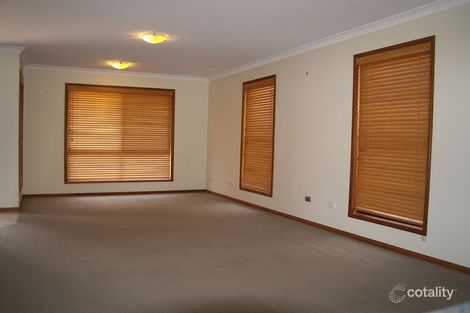 Property photo of 8/2 Garde Street Centenary Heights QLD 4350
