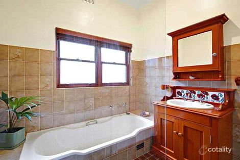 Property photo of 10 Alsace Avenue Bardwell Valley NSW 2207