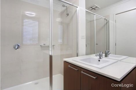 Property photo of 21 Reflection Drive Wantirna South VIC 3152