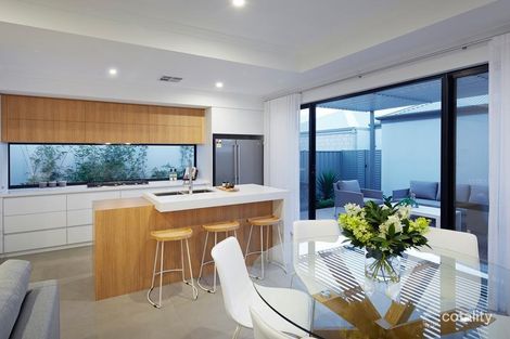 14 Arrowsmith Dr, Dalyellup, WA 6230