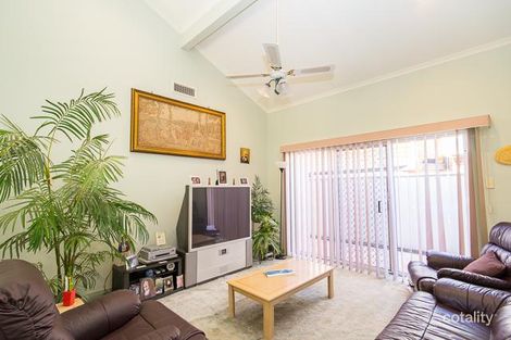 Property photo of 13 Kirkton Place Edensor Park NSW 2176