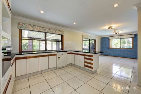 Property photo of 38 Baldwin Crescent Avoca QLD 4670