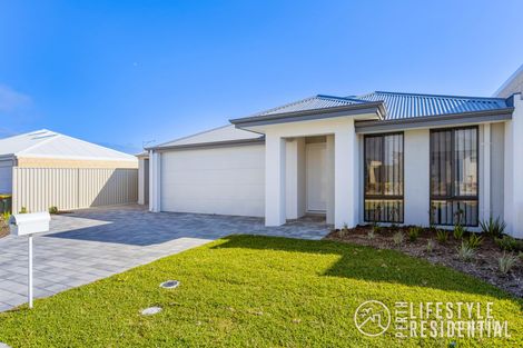 Property photo of 34 Shellharbour Promenade Alkimos WA 6038