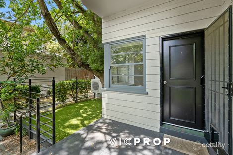 Property photo of 1/30 Ryeburne Avenue Hawthorn East VIC 3123