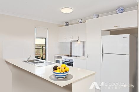 Property photo of 8 Foster Circuit Hillcrest QLD 4118