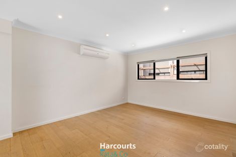 Property photo of 4/27 Turva Avenue Tarneit VIC 3029