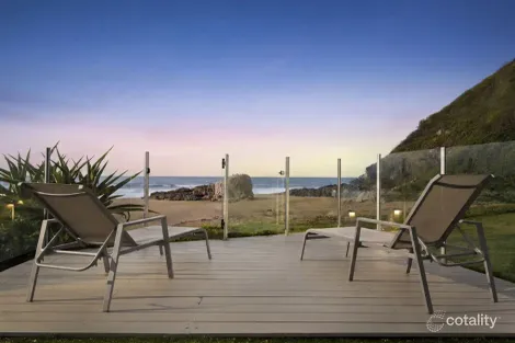 Property photo of 12 Beachfront Close Sapphire Beach NSW 2450