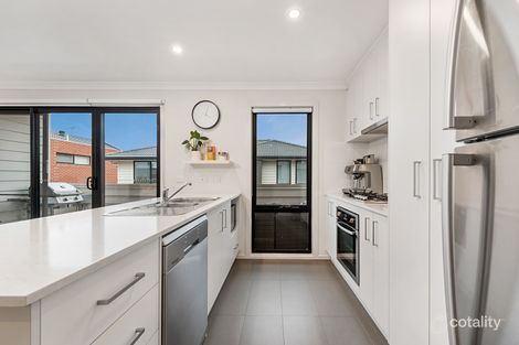 Property photo of 11 Bateman Court Carrum Downs VIC 3201