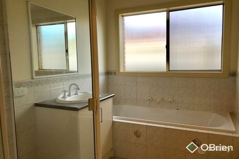 Property photo of 3/29 Korina Court Langwarrin VIC 3910